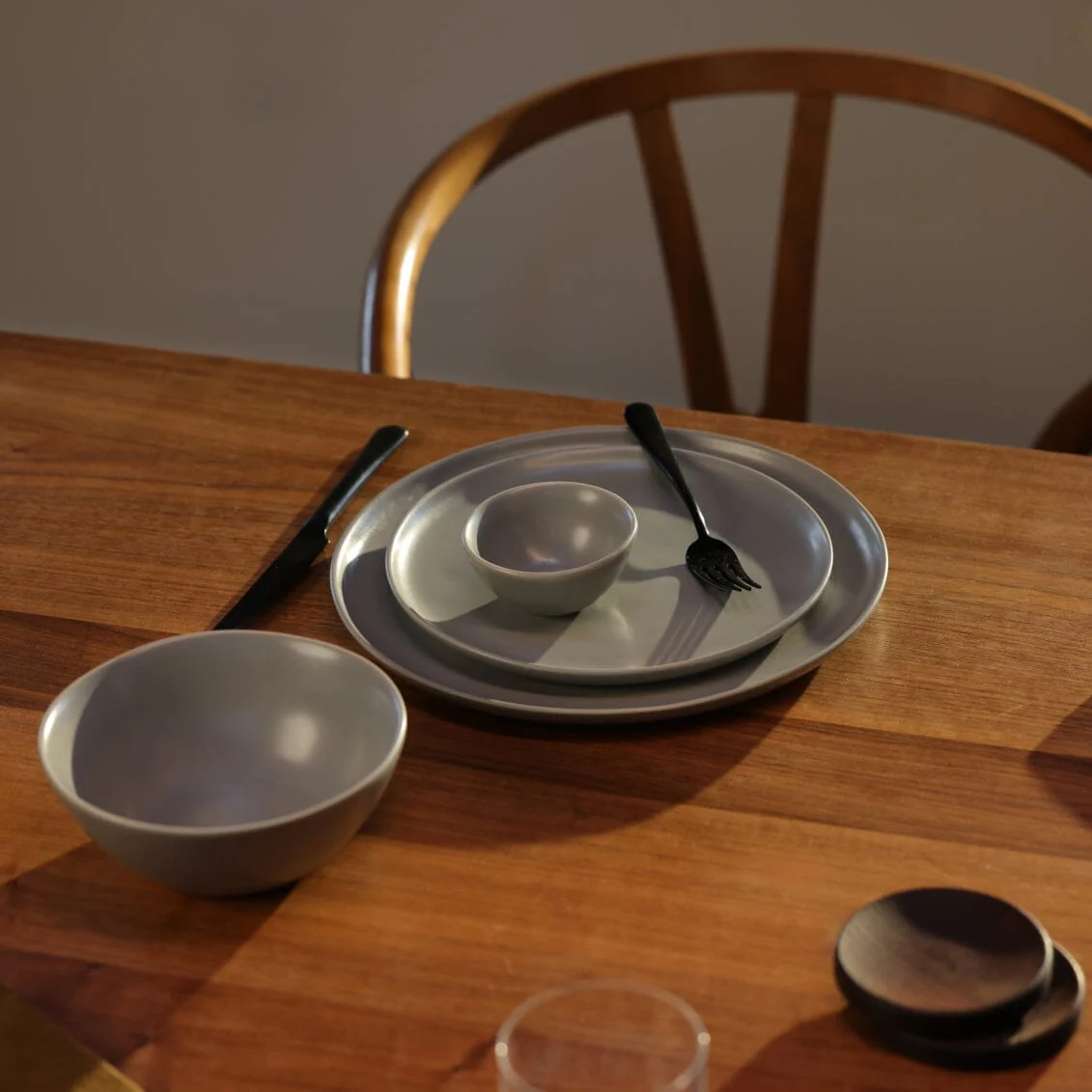 Dinner Plates - Image 18